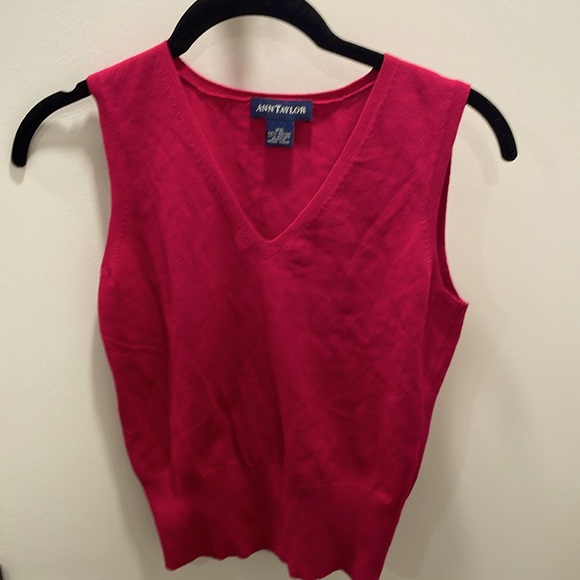 Ann Taylor top - Picture 1 of 6